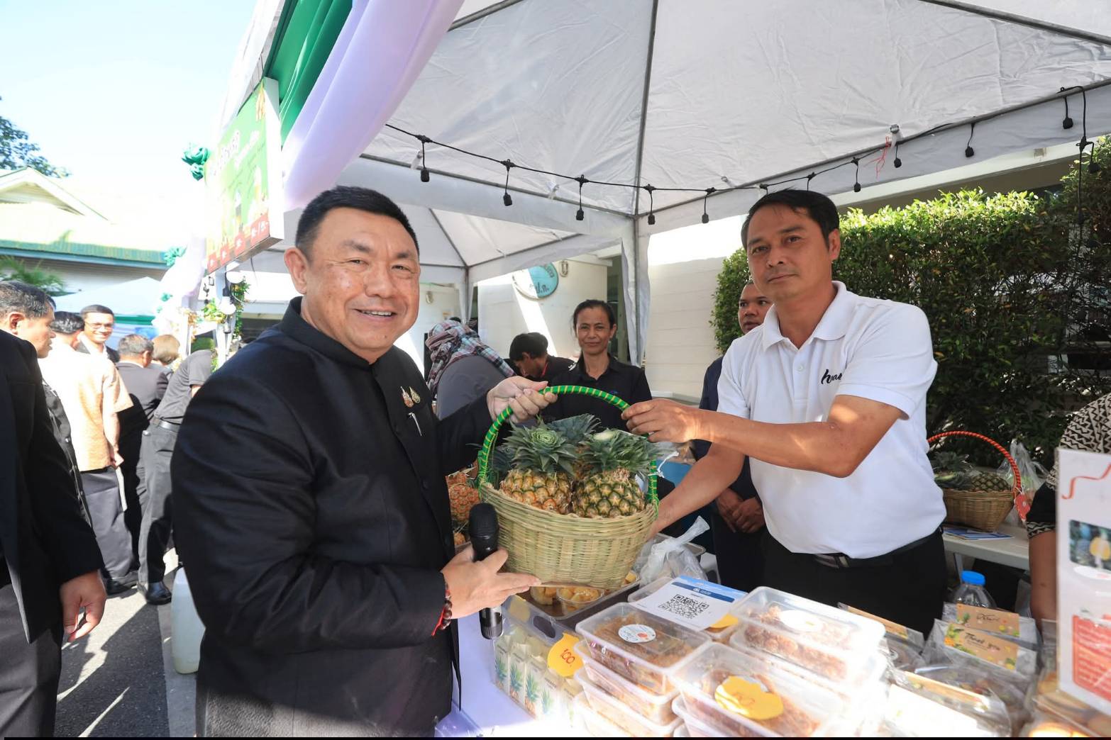 title - ส.ป.ก. เดินหน้าส่งเสริมรายได้เกษตรกร จัดงาน “ส่งความสุขปีใหม่ มอบให้เกษตรกรในเขตปฏิรูปที่ดิน” ทั่วประเทศ  ณ สำนักงานการปฏิรูปที่ดินเพื่อเกษตรกรรม ถนน ราชดำเนินนอก